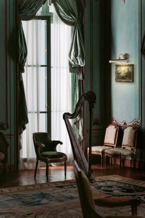 Подсветка для картины Maytoni Renoir PIC118-22-R в Челябинске - chelyabinsk.mebel24.online | фото 2